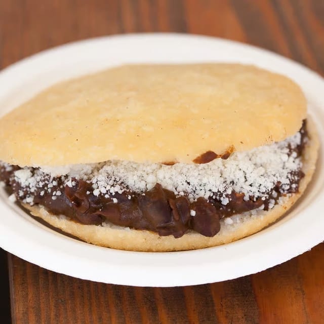 Arepa Domino.