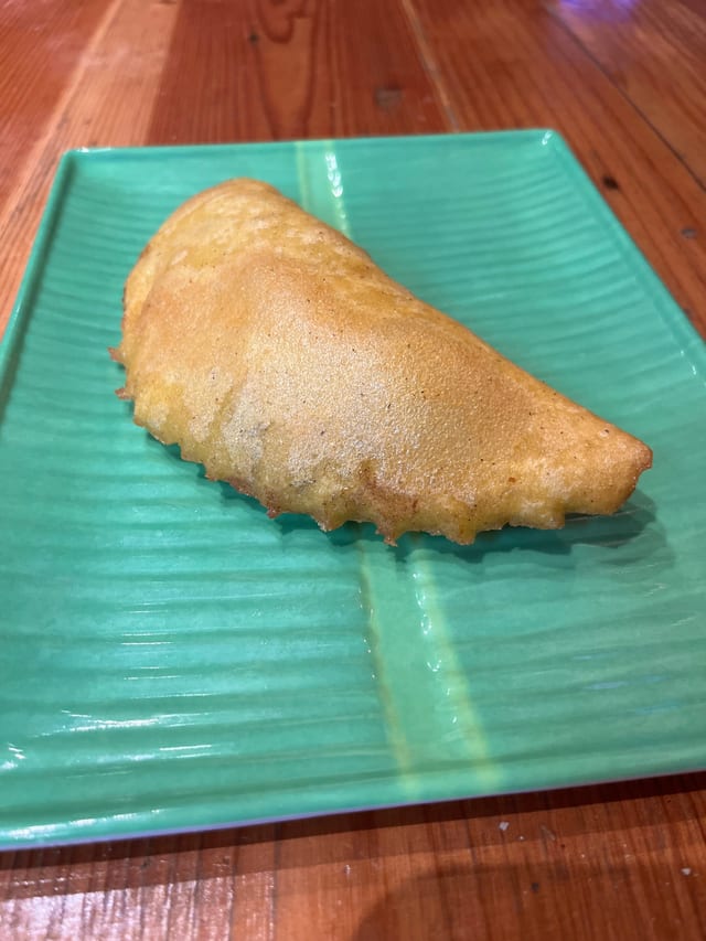 Chicken Empanada (H. Hour).