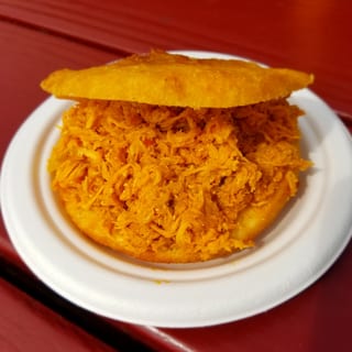 Chicken Arepa (H. Hour)